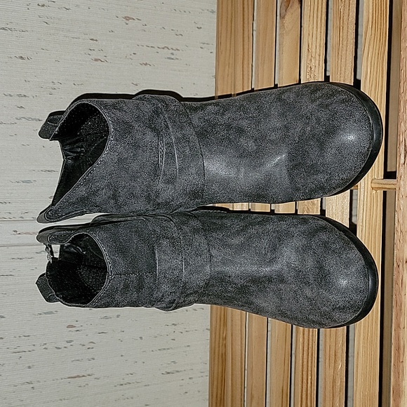 Faded Glory belted booties - Picture 3 of 7